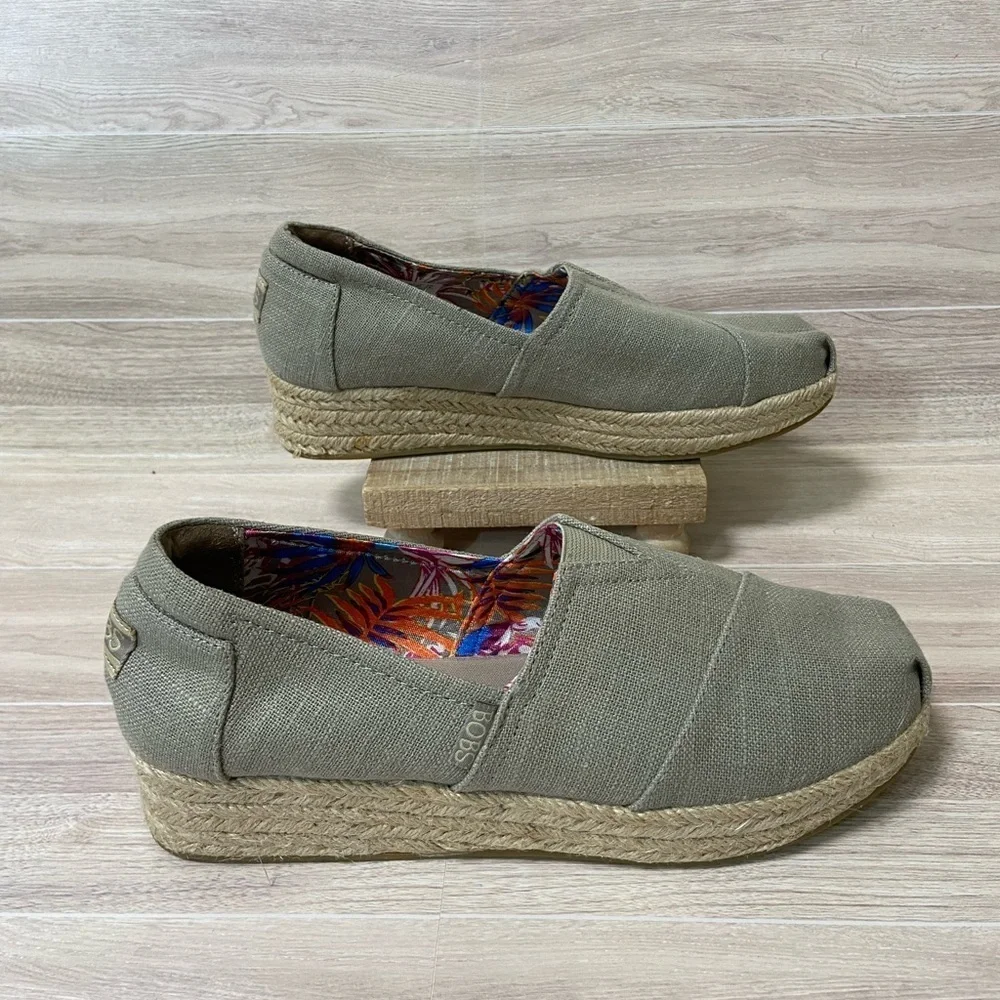 BOBS by Sketchers / Taupe Espadrille Wedge Slip On Shoes Size 8W